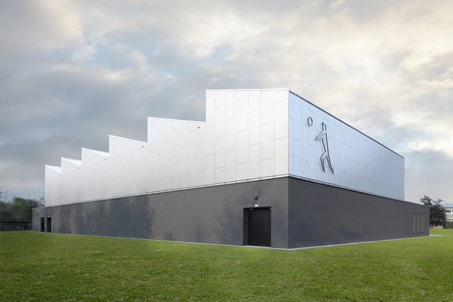 Sports Hall for the Max-Planck School / Loewer + Partner Architekten - Exterior Photography, Extension, Facade