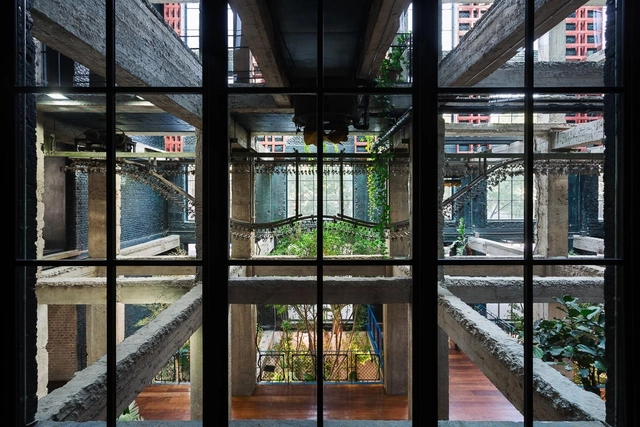 斯坦巴酒店，混凝土的时代对话 / Adjara Arch Group - 酒店建筑室内设计