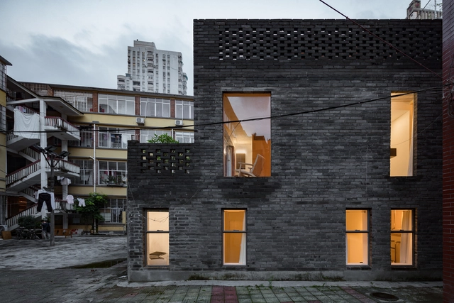 Hotel Far & Near XinYuqingli St. / kooo architects - Hoteles