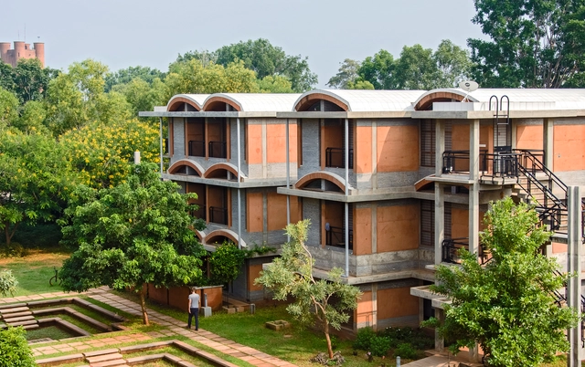 Humanscapes Habitat Moradias Urbanas / Auroville Design Consultant - Residencial