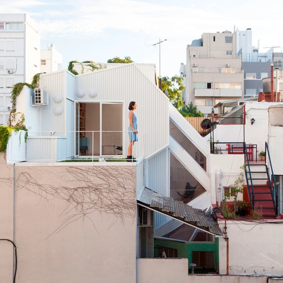 6 nuevas oficinas emergentes de arquitectura en Argentina - Imagen Principal