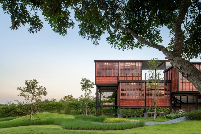 泰国乡村木屋，模块化的二进制住宅 / TA-CHA Design  - 独立住宅