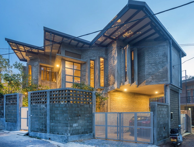 水泥‘宝塔’住宅 / Chinthaka Wickramage associates - 可持续发展