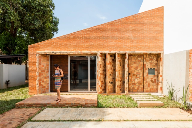 Casa Fuelle Roga / OMCM arquitectos - Renovação