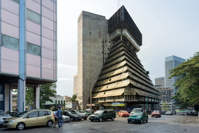 Côte d'Ivoire: Modern Architecture Along Africa's Ivory Coast - Featured Image