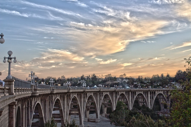 Pasadena Architectural Legacy Walking Tours and Presentation - Featured Image