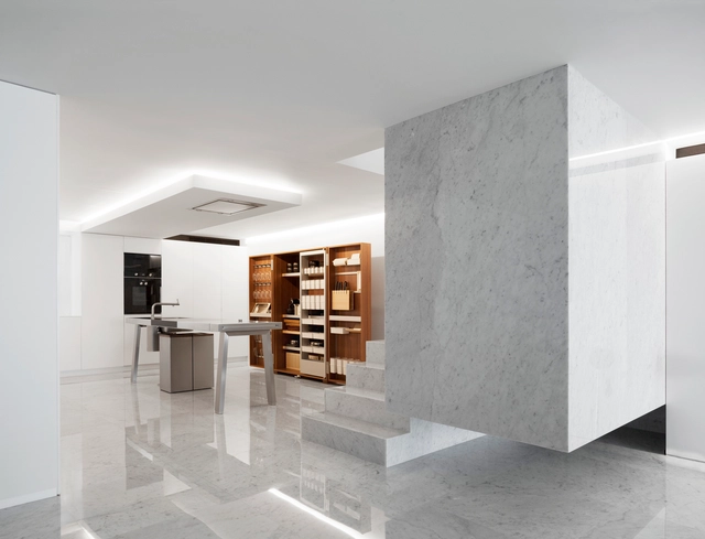 Ático em Costa Blanca / Fran Silvestre Arquitectos - Edifício De Apartamentos