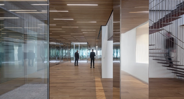 Oficinas icoma / Estudio.Entresitio - Interiores De Oficina, Fachada, Pilares