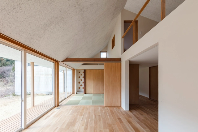 House As A Continuation Of Memory / Ogawa Nishikori Architects - Houses
