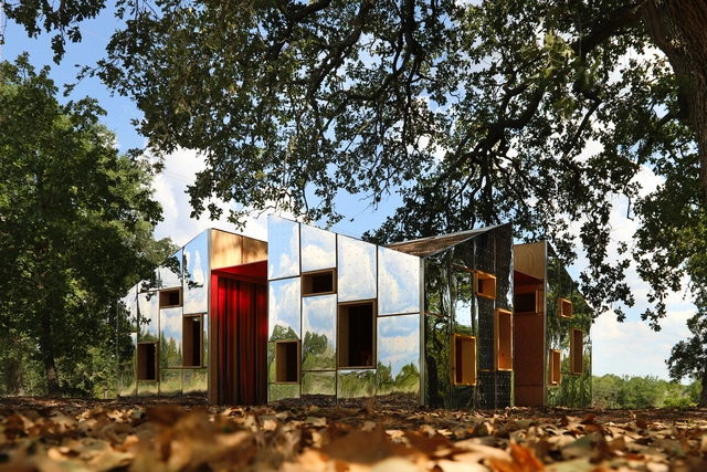 Pabellón Hidden in Plain Sight / Nelsen Partners - Pabellón