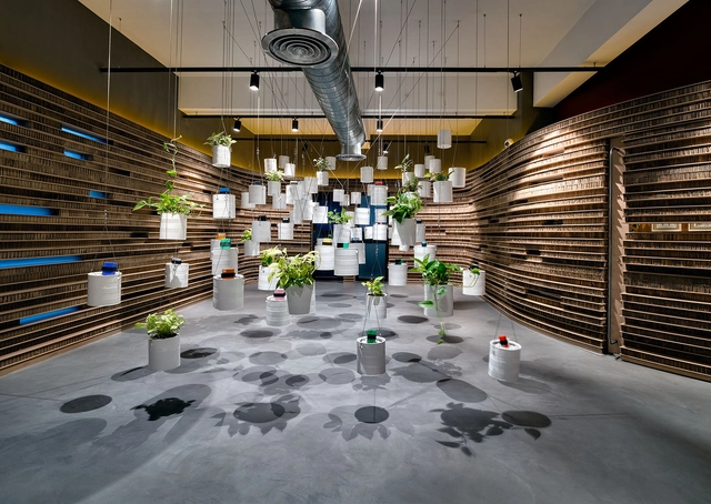 The Cardboard Office / Studio VDGA - Interior Photography, Offices Interiors