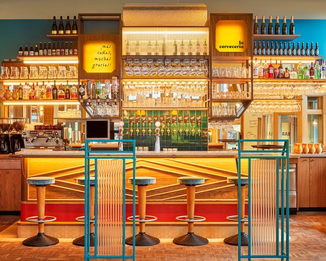 La Cervecería Bar / Studio Modijefsky - Interior Photography, Bar, Door, Facade, Chair