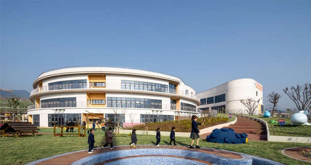 Sanmen Dafu Kindergarden / Think Logic Design - Exterior Photography, Kindergarten, Facade