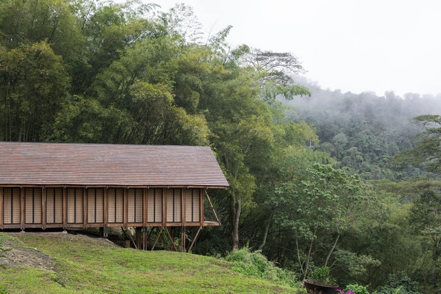Santiago Pradilla: "Muitos conceitos que aprendi não se aplicam à habitação rural" - Imagem de Destaque