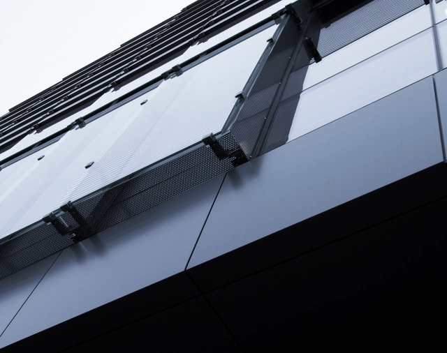 How to Construct a Stadium Facade from Custom Glass While on a Tight Deadline - Featured Image