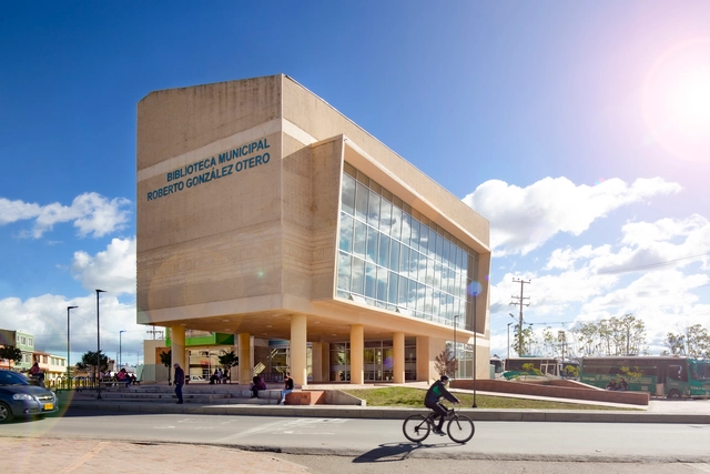 Biblioteca Pública de Tocancipá / Rizoma Proyectos - Exterior Photography, Library, Facade