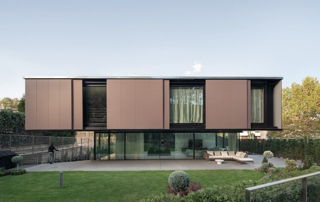 Casa eclipse / I/O architects - Fotografía exterior, Casas, Jardín, Fachada