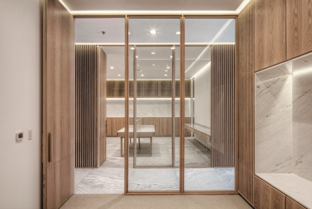 Oficinas Medckin / RA! - Interiores De Oficina, Puerta, Fachada, Sillas