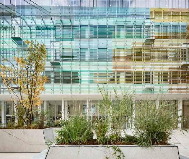 圣拉扎尔大中央站，现代性与历史性的印象主义式融合 / Ferrier Marchetti Studio - 建筑图, 零售建筑, 表皮