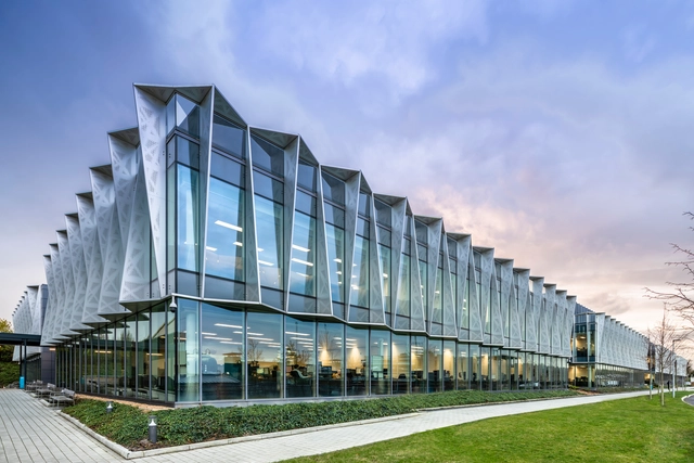Arm Holdings Headquarters / Scott Brownrigg - Exterior Photography, Sustainability, Facade