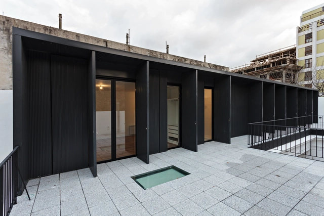 Casa Tacuari / moarqs - Fotografía exterior, Casas, Patio interior, Puerta, Fachada