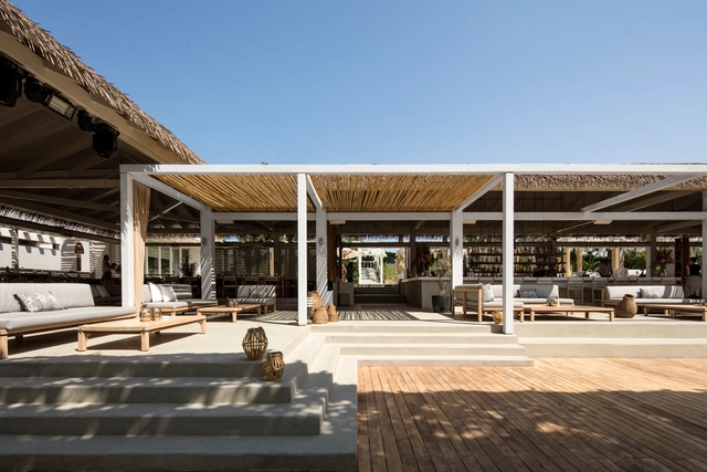 El Chiringuito Beach Bar & Restaurant / Anarchitect - Exterior Photography, Bar, Beam, Column