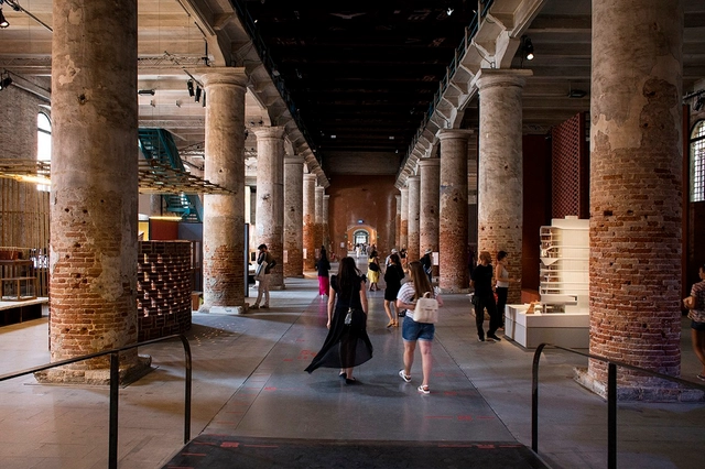 Roberto Cicutto asume la dirección general de la Bienal de Venecia - Imagen Principal