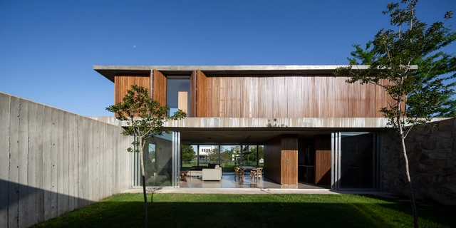 Casa L224 / Felipe Gonzalez Arzac - Fotografía exterior, Casas, Jardín, Fachada, Puerta