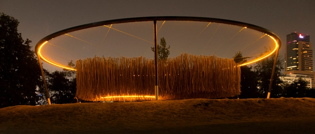 Pabellón Yap Constructo 8 La Luz del Cochayuyo / Domingo Arancibia Tagle - Instalaciones Y Estructuras, Fachada, Arco