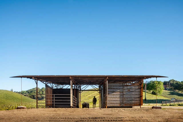 Saxum Vineyard Equipment Barn / Clayton Korte - Exterior Photography, Commercial Architecture