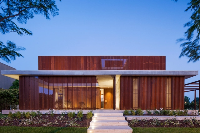 Albanueva House  / Ezequiel Amado Cattaneo - Exterior Photography, Residential, Garden, Facade, Stairs, Door
