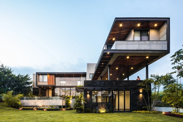 Casa Kaleth / Di Frenna Arquitectos - Fotografía exterior, Casas, Jardín, Fachada