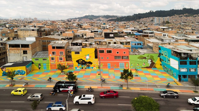 Renovación y regeneración de espacio público mediante urbanismo táctico con enfoque de género en Bogotá - Imagen Principal