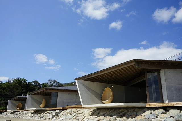 DenPaku The Beachfront MIJORA  / Atelier TEKUTO + Amami Design Firm - Fotografía exterior, Turismo