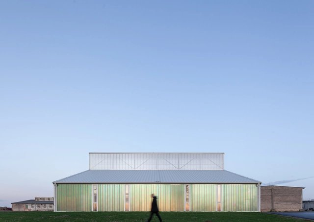 奥帕托夫农机厂房 / Atelier 111 Architekti - 建筑图, 工作室, 表皮