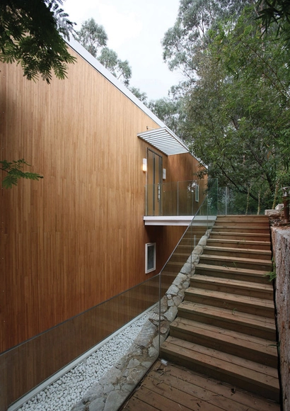 Casa Integral de Bambú / The Oval Partnership - Imagen Principal