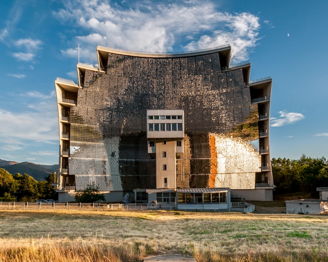 Forms of Industry: Photographs by Alastair Philip Wiper and Eric de Maré - Featured Image