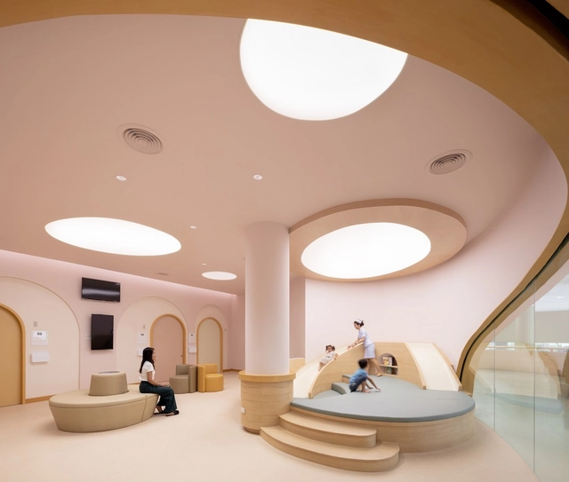 Arquitetura do bem-estar: 23 Interiores de hospitais, clínicas e centros médicos - Imagem de Destaque