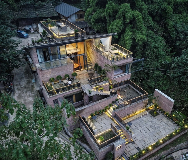 Casa en la montaña de Lew / LEW JOESON - Fotografía exterior, Casas