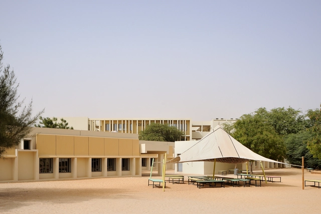 Lycée Français Théodore Monod / Segond-Guyon Architectes - Exterior Photography, High School, Facade