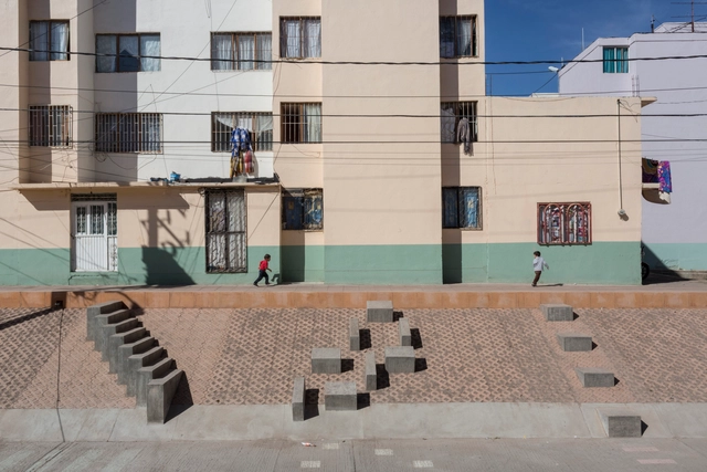 Parque Fresnillo / Rozana Montiel | Estudio de Arquitectura + Alin V. Wallach - Fotografía exterior, Parque, Escaleras, Fachada, Barandas