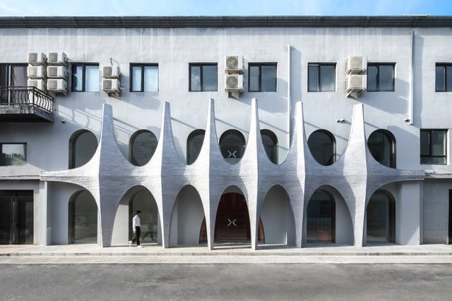 Estudio fotográfico Masquerade / 123 architects - Fotografía exterior, Diseño De Interior, Fachada