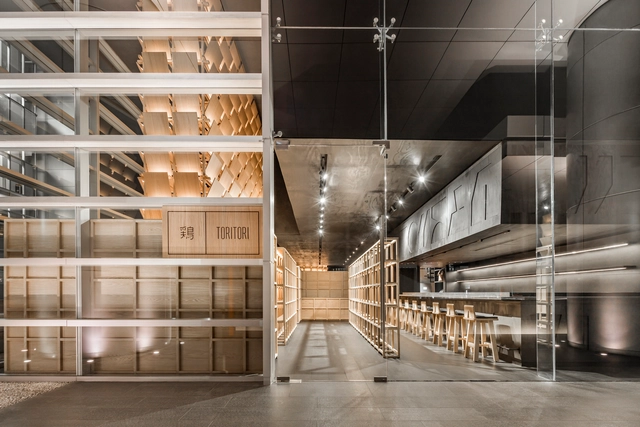 Restaurante Tori Tori Santa Fe / Esrawe Studio - Interiores De Restaurantes Y Bares, Fachada