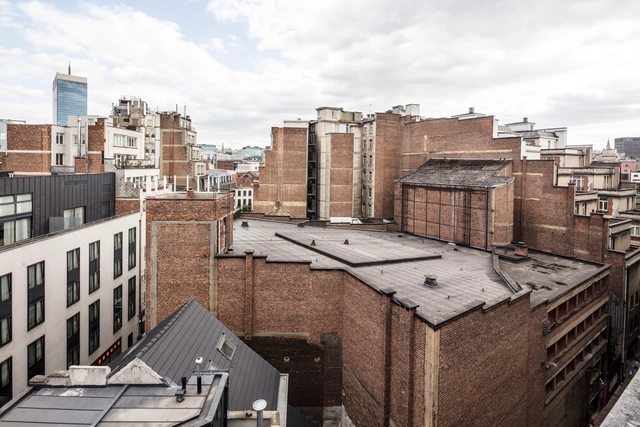 Flores & Prats + Ouest Architecture y la renovación del Ancien Théâtre des Variétés en Bélgica - Imagen Principal