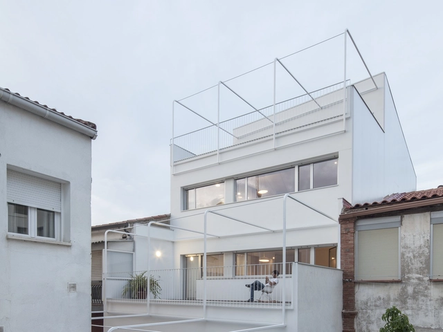 Henche House / Taller Abierto - Exterior Photography, Renovation, Facade