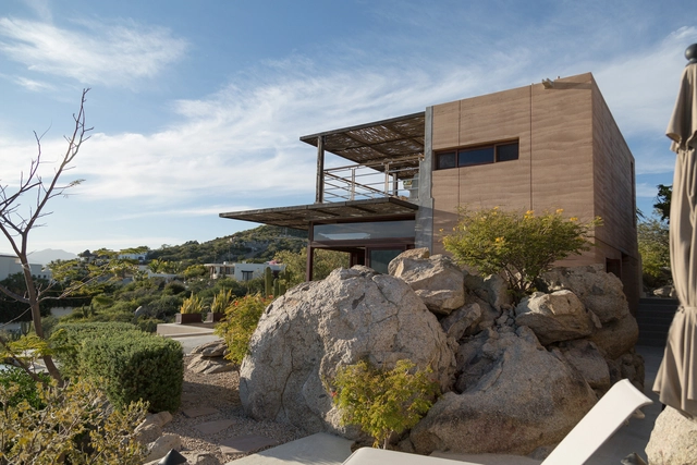 Casa Big Rock / FabrikG - Fotografía exterior, Sustentabilidad, Jardín, Fachada