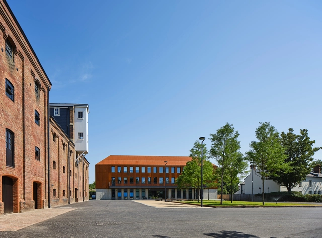 Escuela Internacional King / Walters & Cohen Architects - Fotografía exterior, Universidad, Fachada