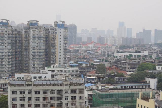 Hospitais temporários de Wuhan são fechados com a redução dos riscos de coronavírus na China - Imagem de Destaque