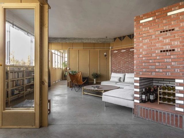 La Nave Refurbishment / Nomos - Interior Photography, House Interiors, Door, Lighting