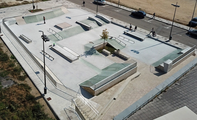 Skate Plaza Carballo / Óscar Pedrós arquitecto - Planos, Arquitectura Deportiva